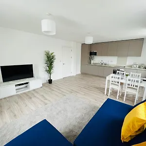 Stunning New Penthouse Apartment Southend-on-Sea